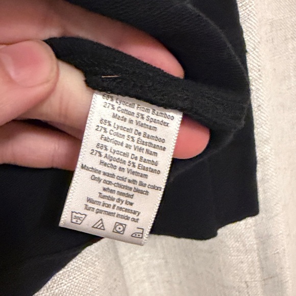 ALO Bamboo blend zip up size M - Picture 5 of 8